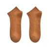 Primavera verano 2021 nuevo invisible poco profundo boca barco calcetines hombre color sólido tira de fumar calcetines hombre calcetines de algodón fábrica al por mayor Item Picture